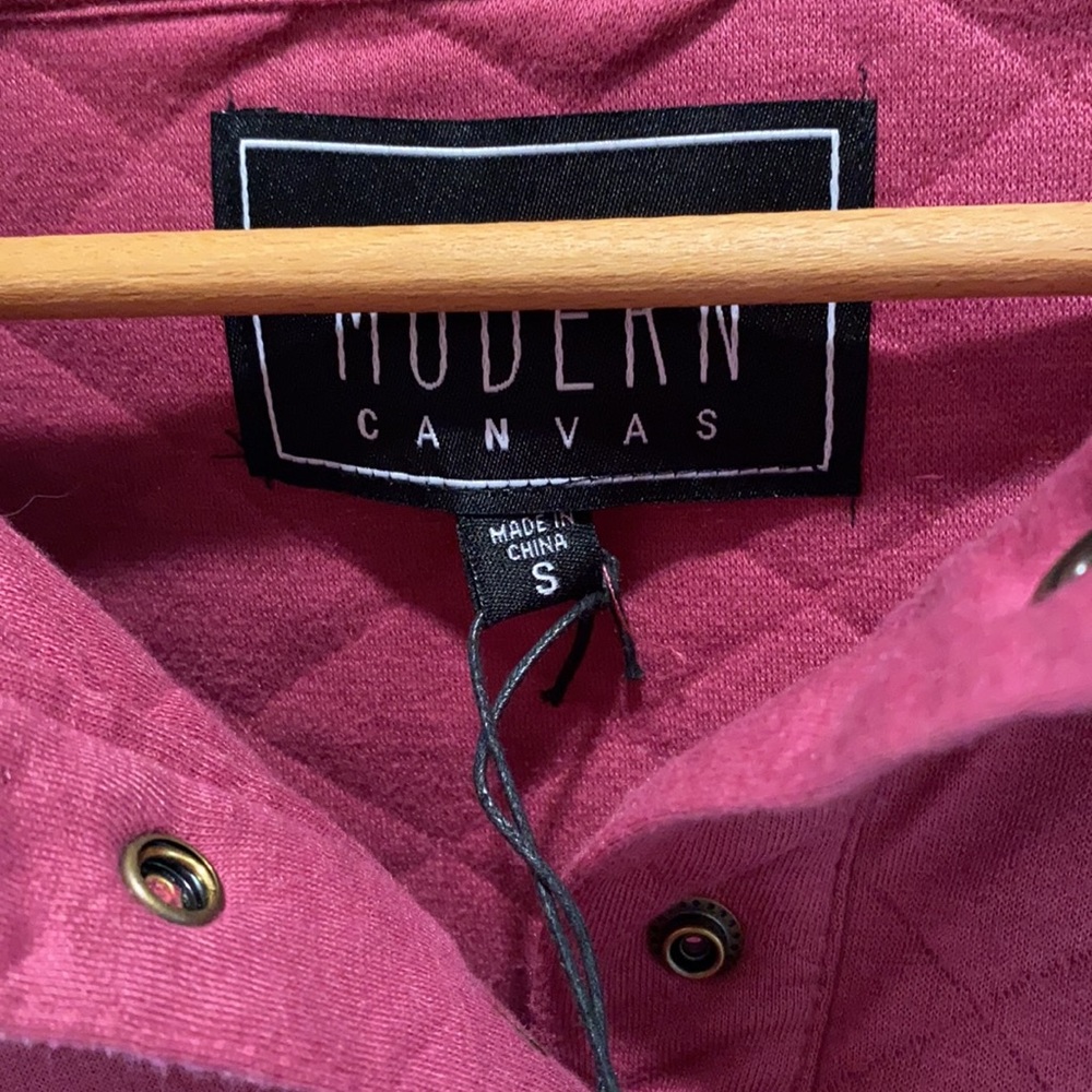 Modern Canvas women’s small berry pullover - Picture 8 of 16